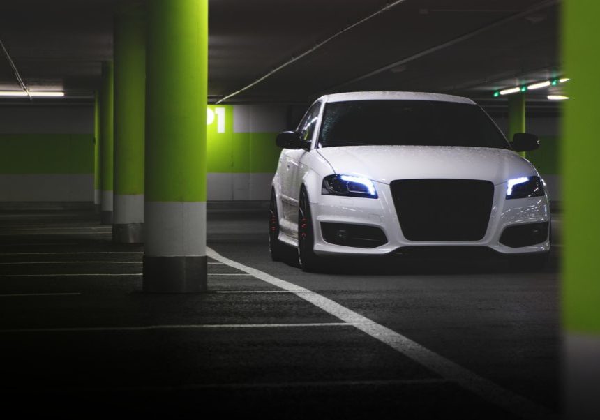 parking-lot-3632061_1920